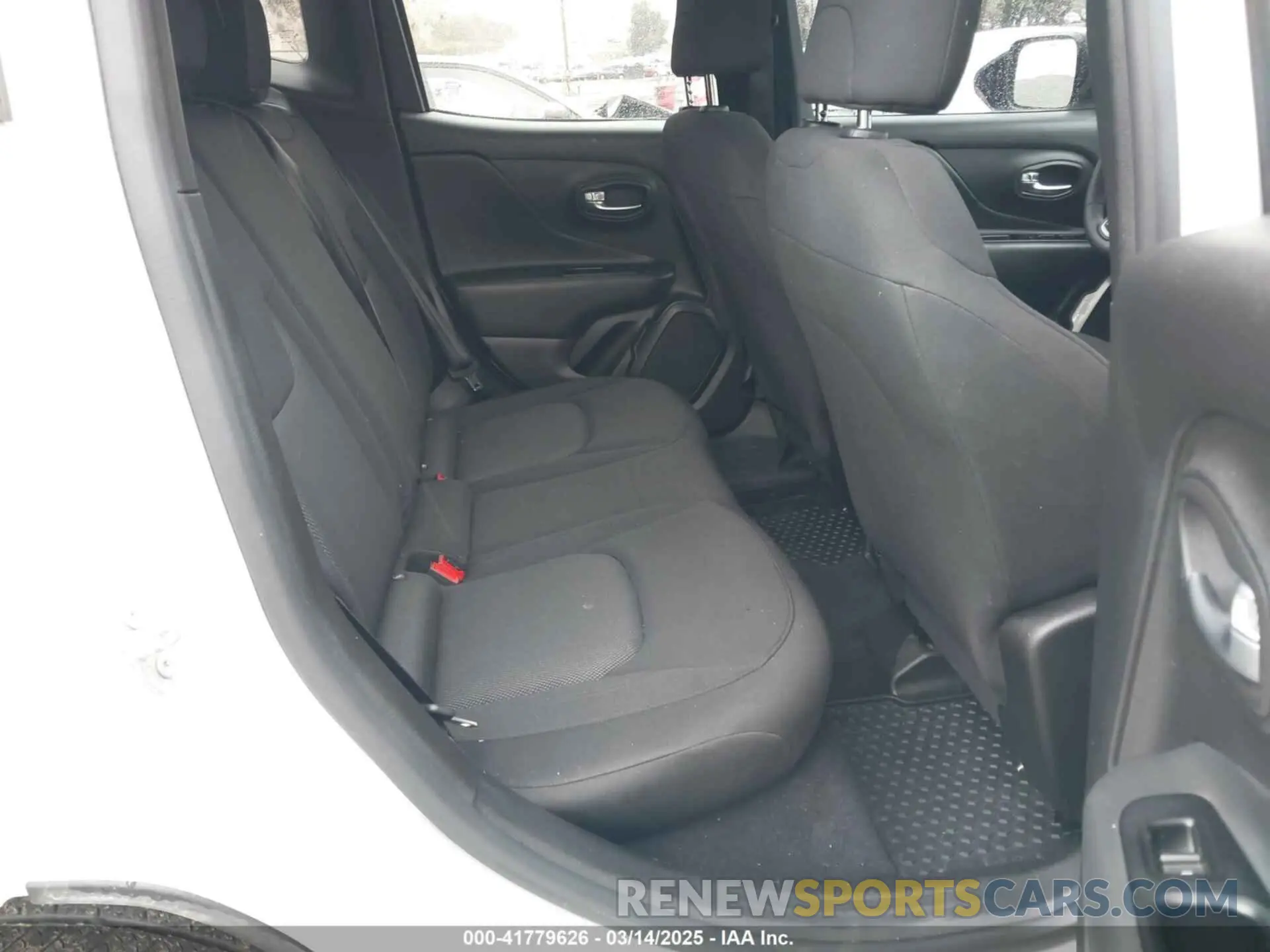 8 fotografías del automóvil dañado ZACNJDA1XNPN56686 JEEP RENEGADE 2022