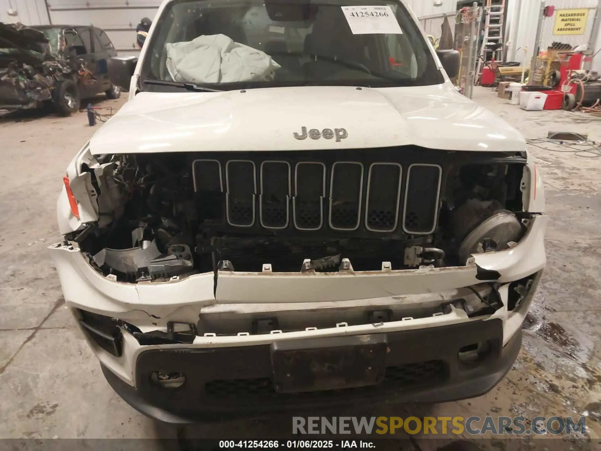 6 fotografías del automóvil dañado ZACNJDA1XNPN66845 JEEP RENEGADE 2022