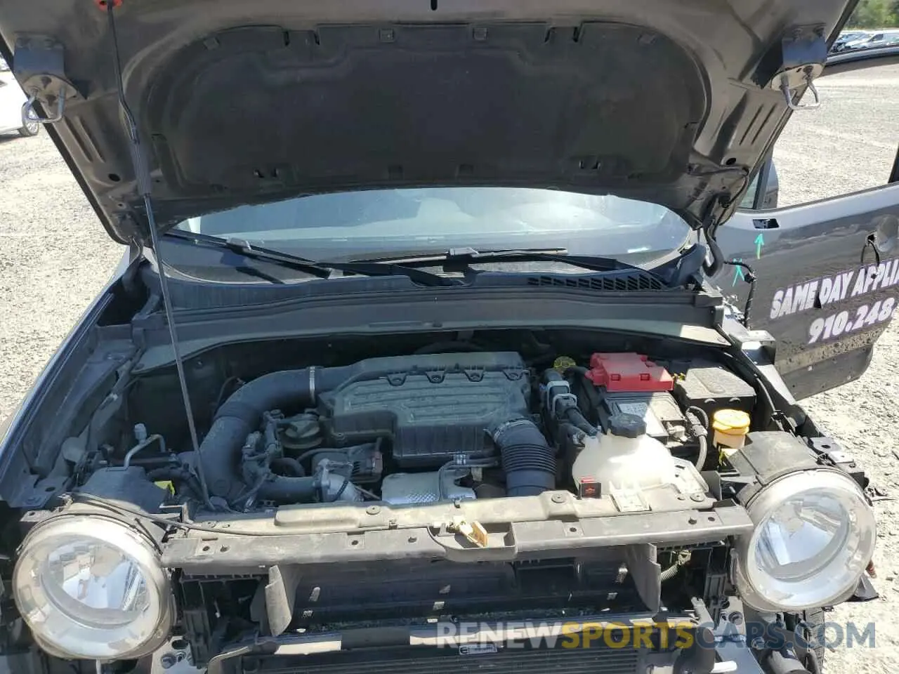 12 fotografías del automóvil dañado ZACNJDB11NPN60155 JEEP RENEGADE 2022