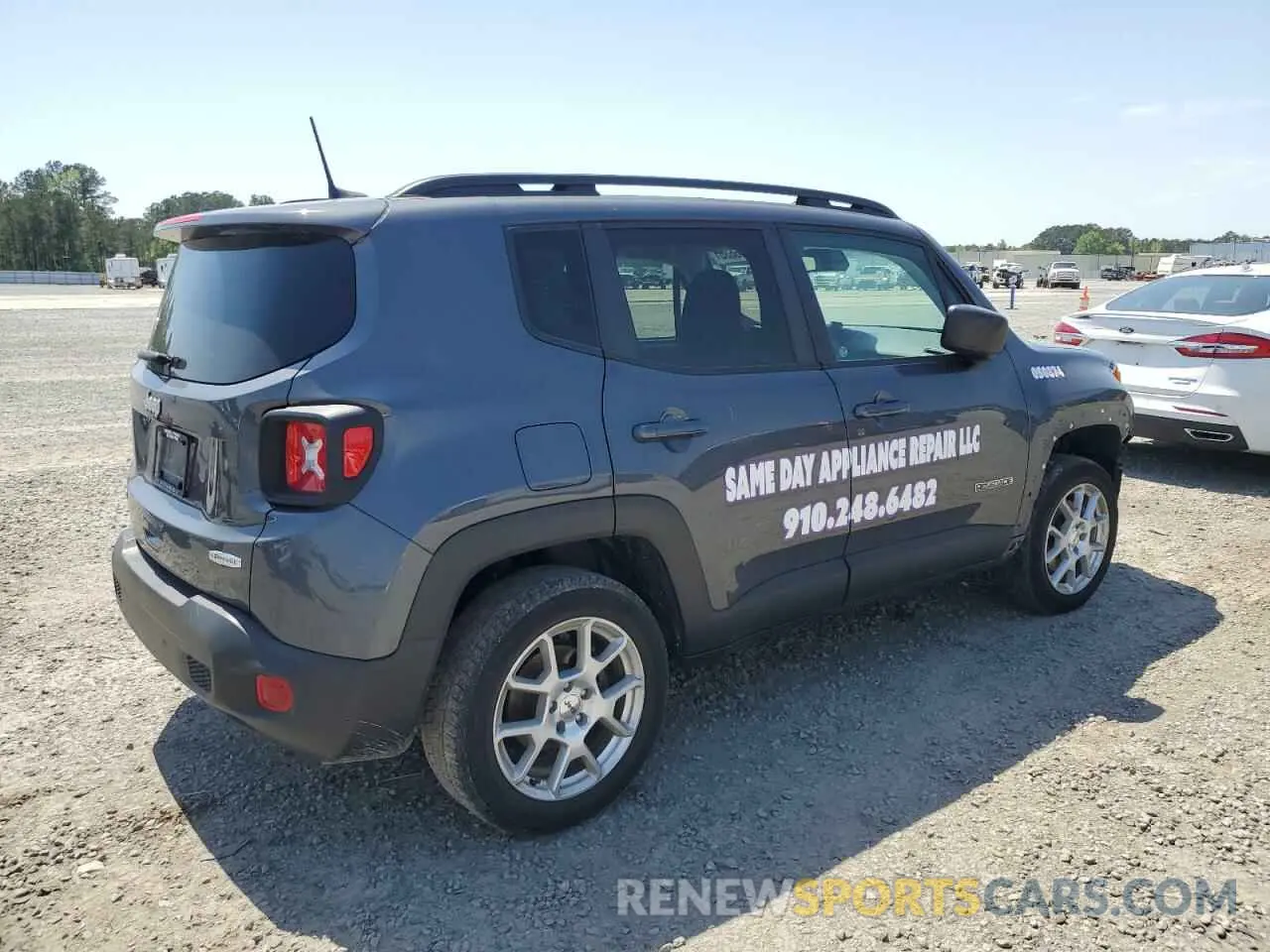 3 fotografías del automóvil dañado ZACNJDB11NPN60155 JEEP RENEGADE 2022