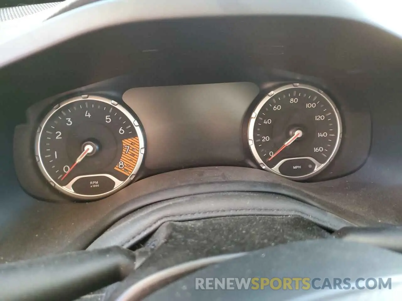 9 fotografías del automóvil dañado ZACNJDB11NPN77618 JEEP RENEGADE 2022