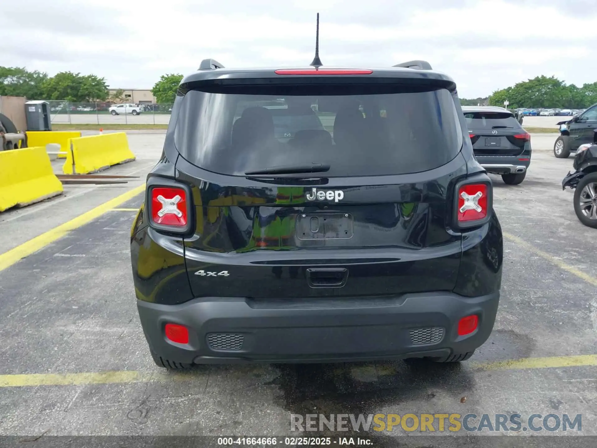 16 fotografías del automóvil dañado ZACNJDB14NPN83204 JEEP RENEGADE 2022