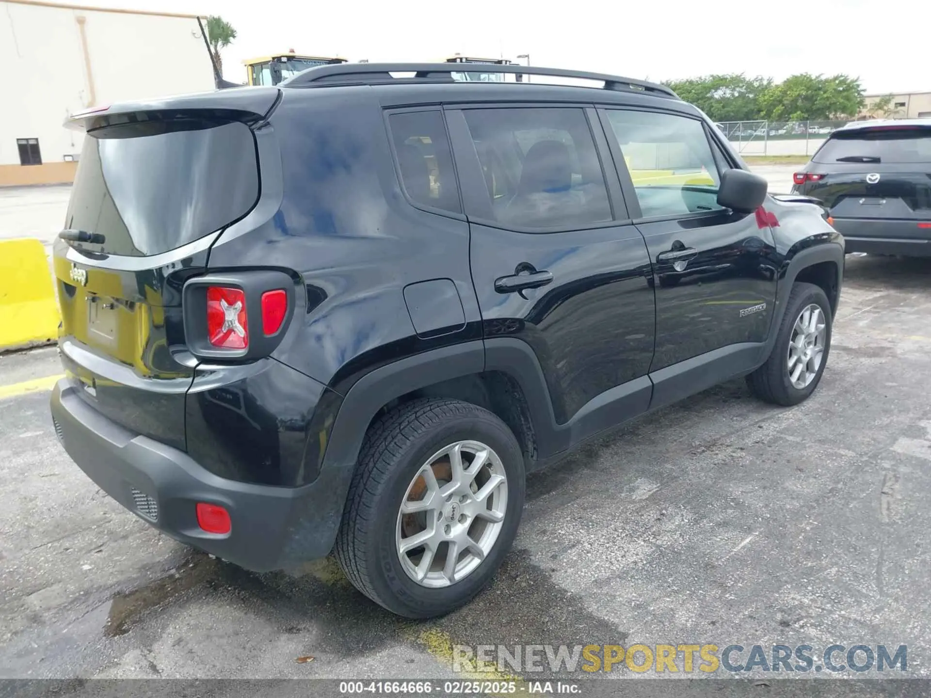 4 fotografías del automóvil dañado ZACNJDB14NPN83204 JEEP RENEGADE 2022