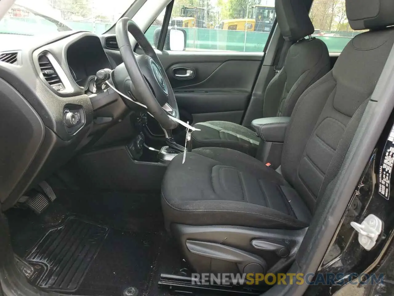 7 fotografías del automóvil dañado ZACNJDB15NPN71983 JEEP RENEGADE 2022