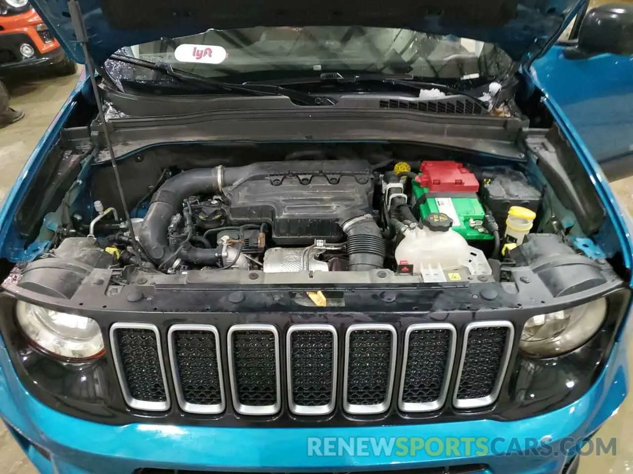 12 fotografías del automóvil dañado ZACNJDB19NPN50716 JEEP RENEGADE 2022