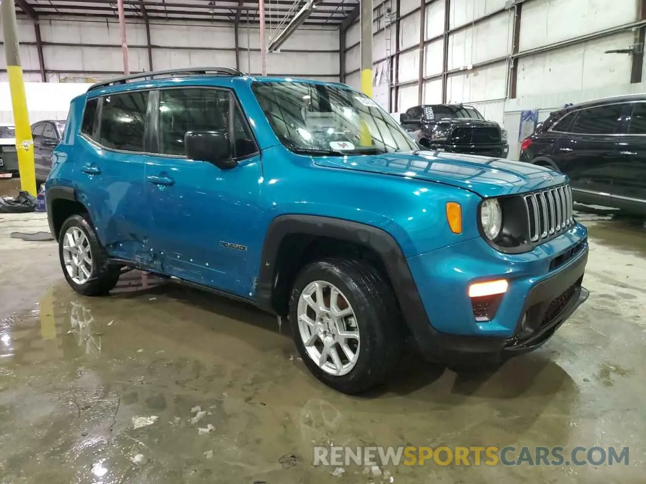 4 fotografías del automóvil dañado ZACNJDB19NPN50716 JEEP RENEGADE 2022
