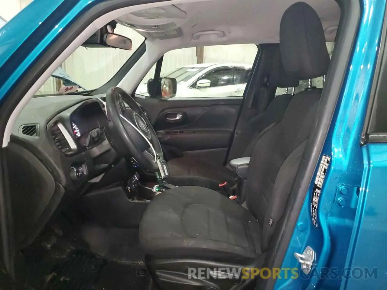 7 fotografías del automóvil dañado ZACNJDB19NPN50716 JEEP RENEGADE 2022