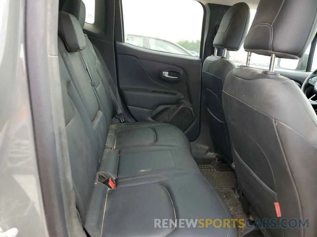 10 fotografías del automóvil dañado ZACNJDC14NPN63646 JEEP RENEGADE 2022