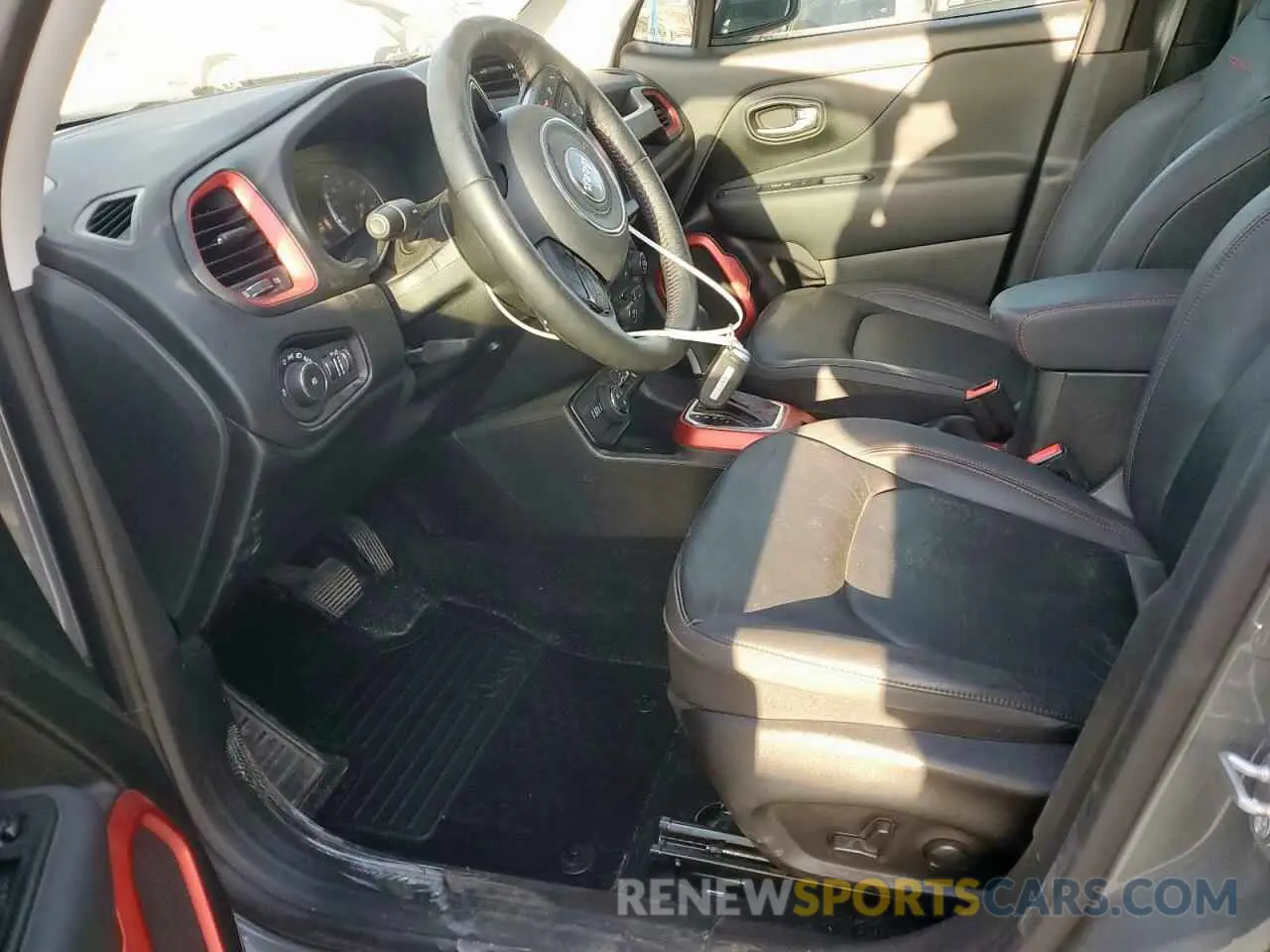 7 fotografías del automóvil dañado ZACNJDC19NPN63173 JEEP RENEGADE 2022