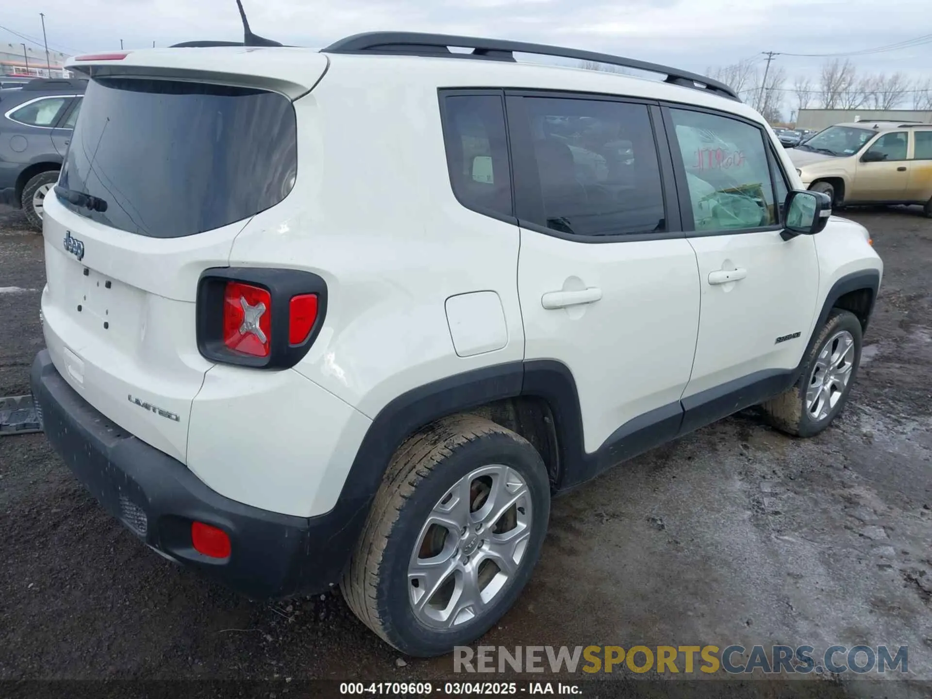 4 fotografías del automóvil dañado ZACNJDD11NPN99535 JEEP RENEGADE 2022