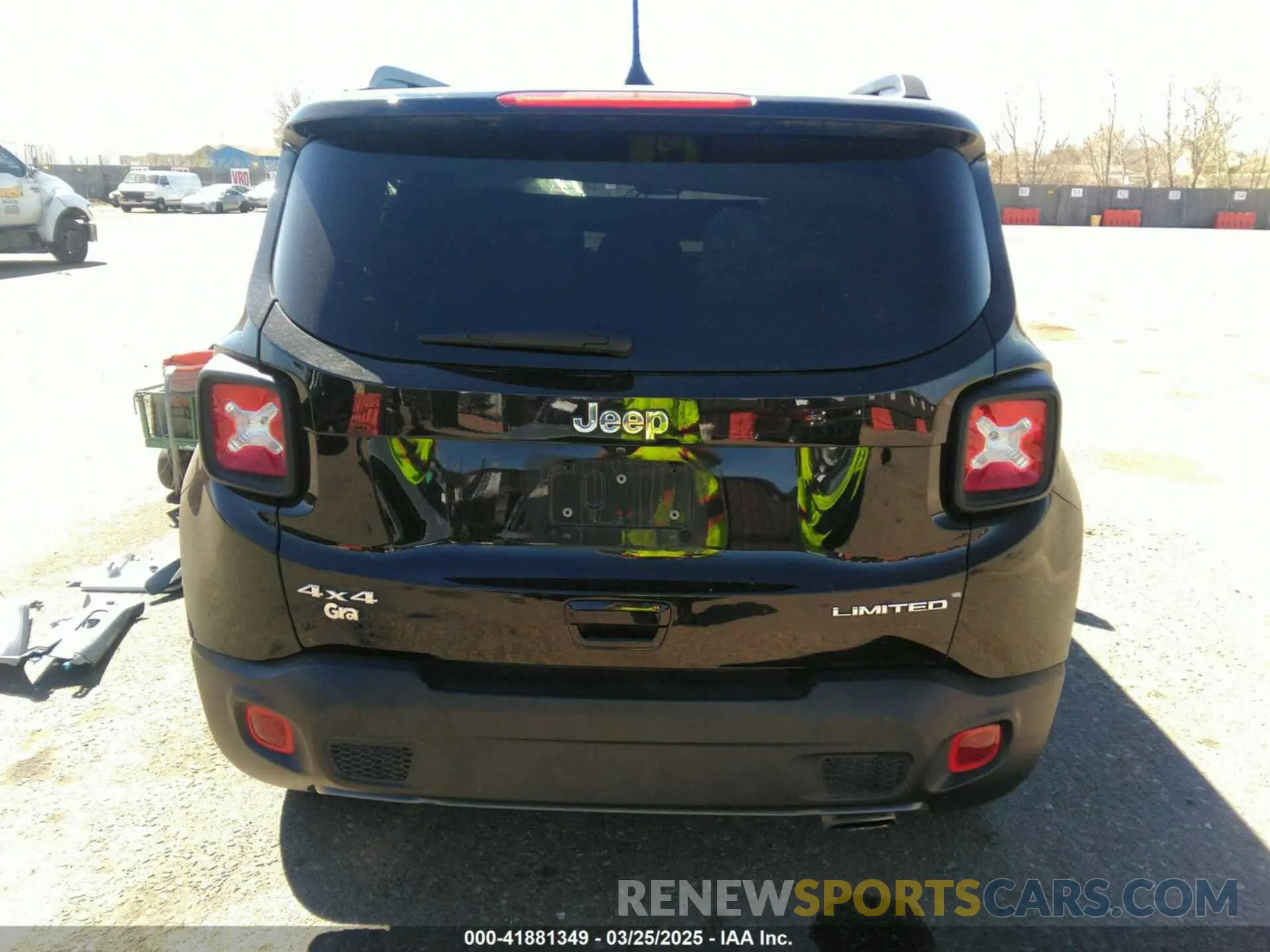 17 fotografías del automóvil dañado ZACNJDD16NPN45499 JEEP RENEGADE 2022