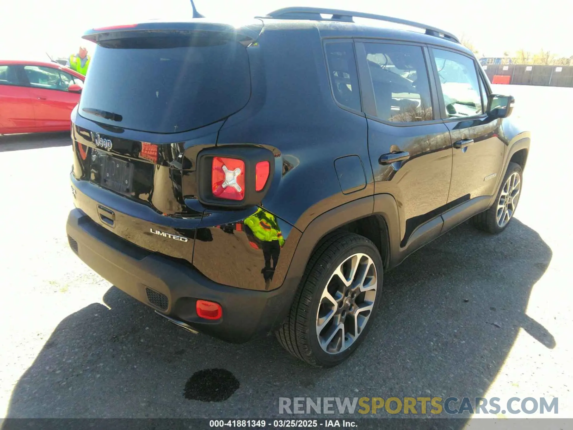 4 fotografías del automóvil dañado ZACNJDD16NPN45499 JEEP RENEGADE 2022