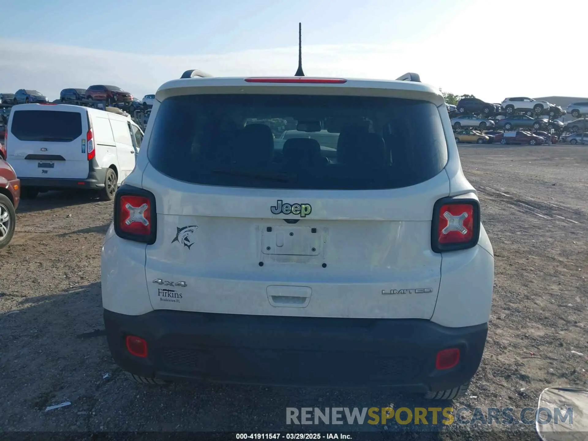 16 fotografías del automóvil dañado ZACNJDD18NPN90248 JEEP RENEGADE 2022
