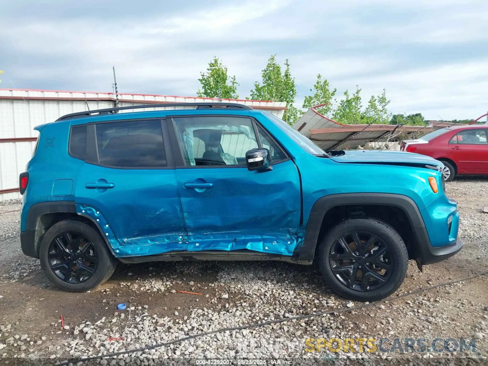13 fotografías del automóvil dañado ZACNJDE1XNPN68198 JEEP RENEGADE 2022