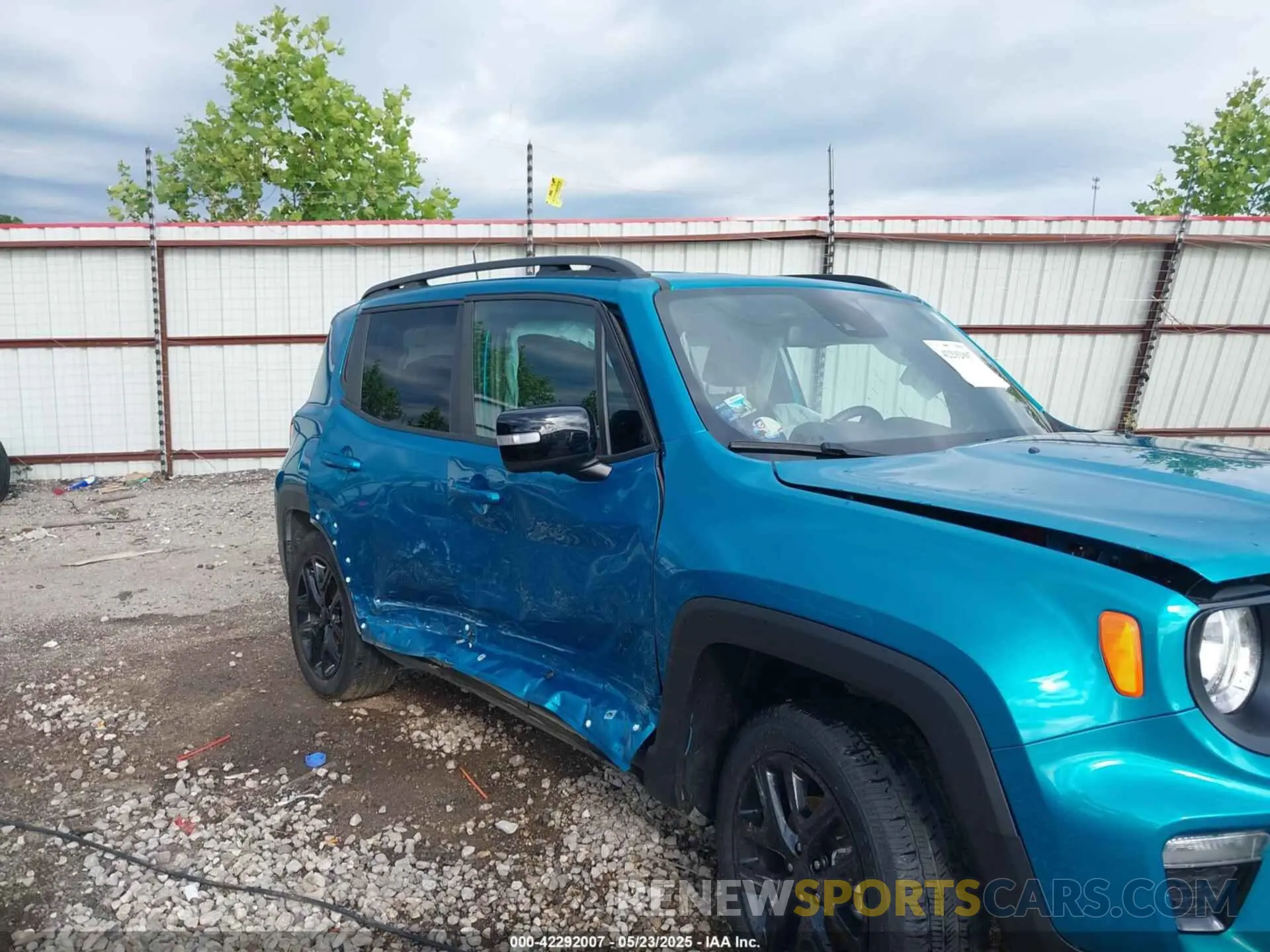 6 fotografías del automóvil dañado ZACNJDE1XNPN68198 JEEP RENEGADE 2022