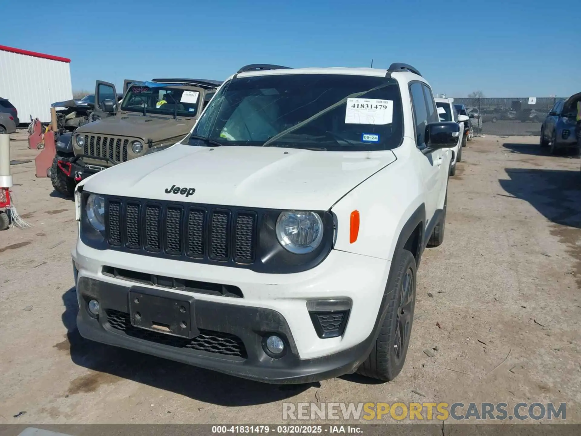 2 fotografías del automóvil dañado ZACNJDE1XNPN71389 JEEP RENEGADE 2022