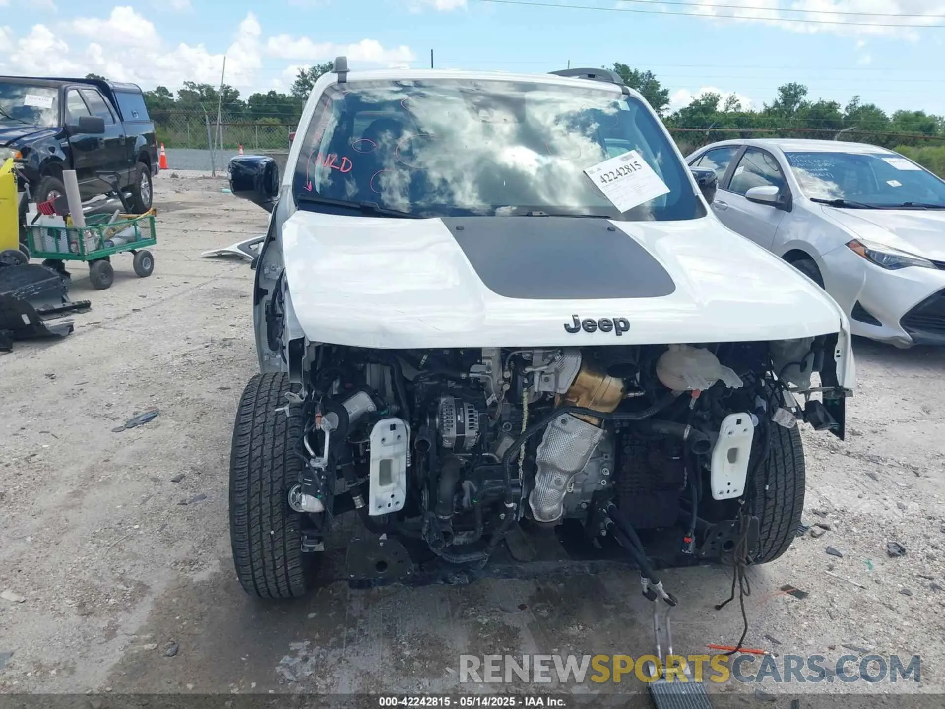19 fotografías del automóvil dañado ZACNJDB12PPP39095 JEEP RENEGADE 2023