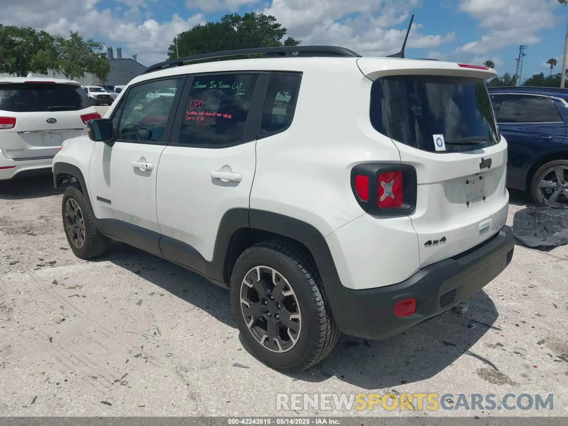 3 fotografías del automóvil dañado ZACNJDB12PPP39095 JEEP RENEGADE 2023