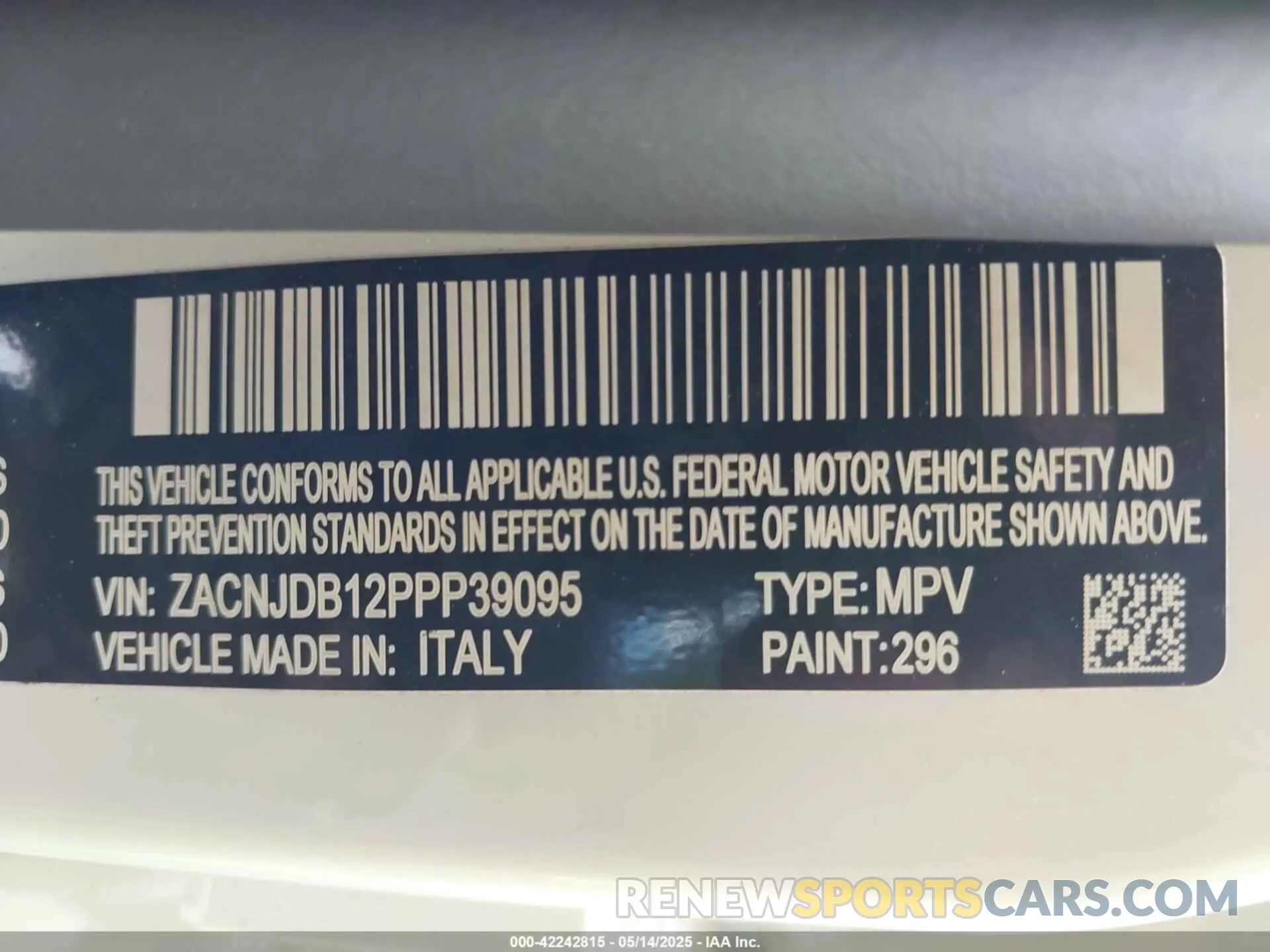 9 fotografías del automóvil dañado ZACNJDB12PPP39095 JEEP RENEGADE 2023