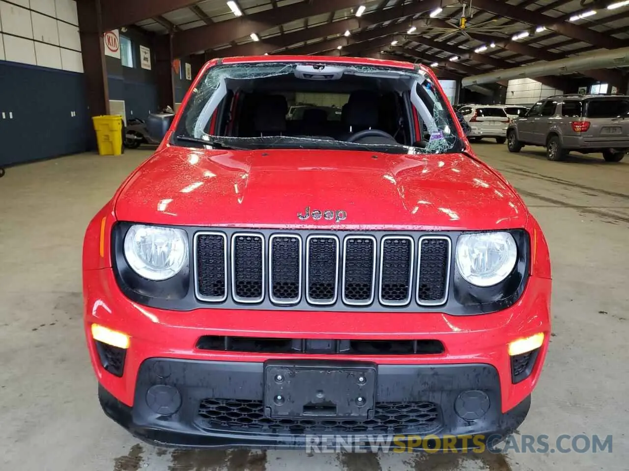 5 fotografías del automóvil dañado ZACNJDB12PPP70704 JEEP RENEGADE 2023