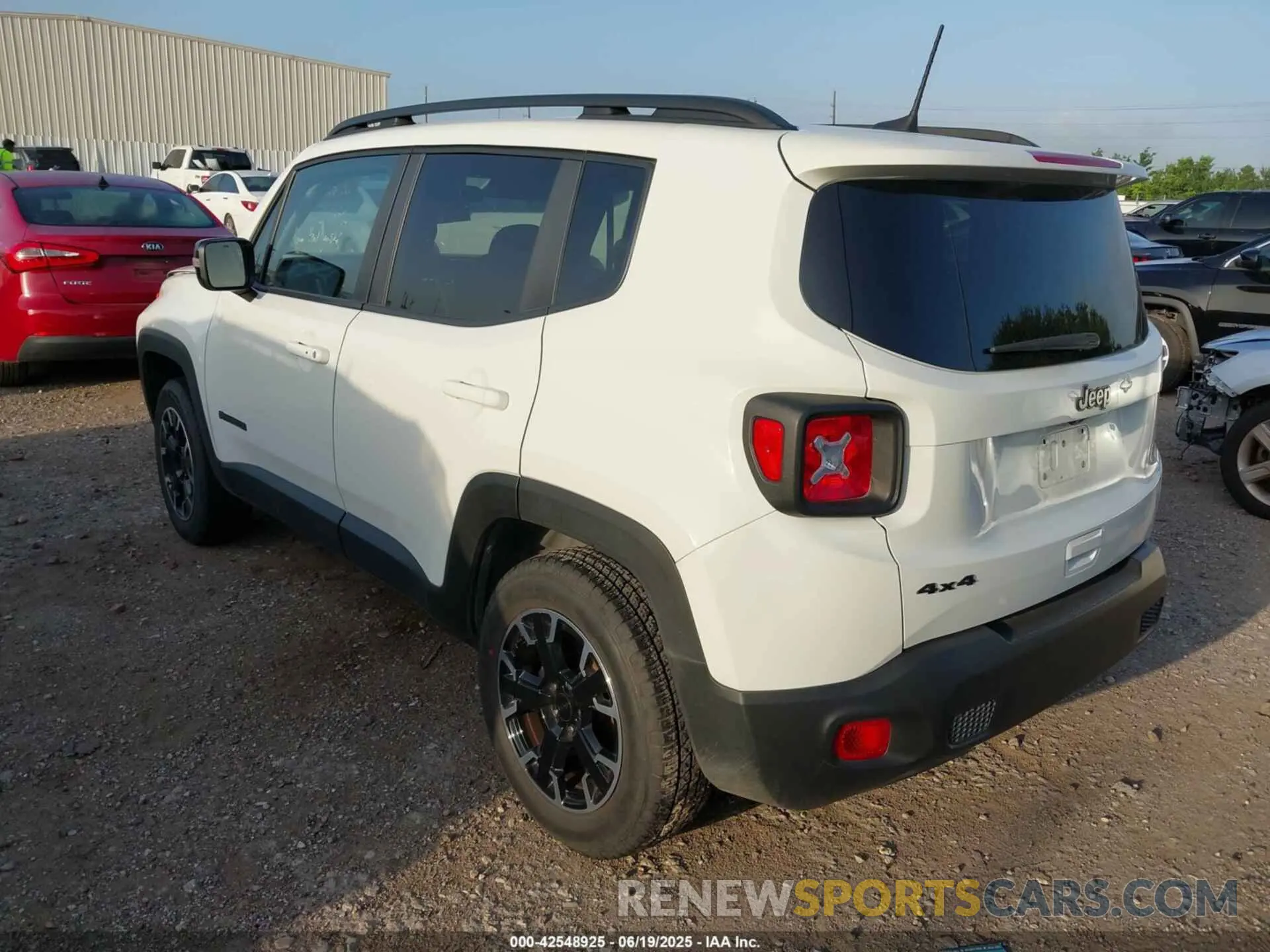 3 fotografías del automóvil dañado ZACNJDB12PPP72193 JEEP RENEGADE 2023