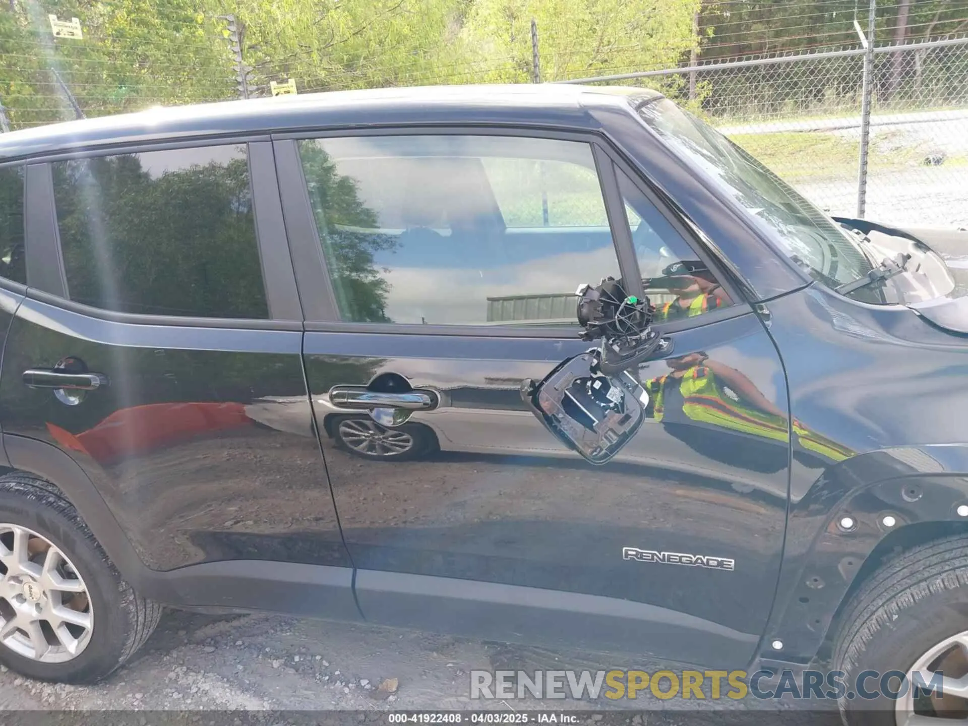 13 fotografías del automóvil dañado ZACNJDB12PPP72694 JEEP RENEGADE 2023