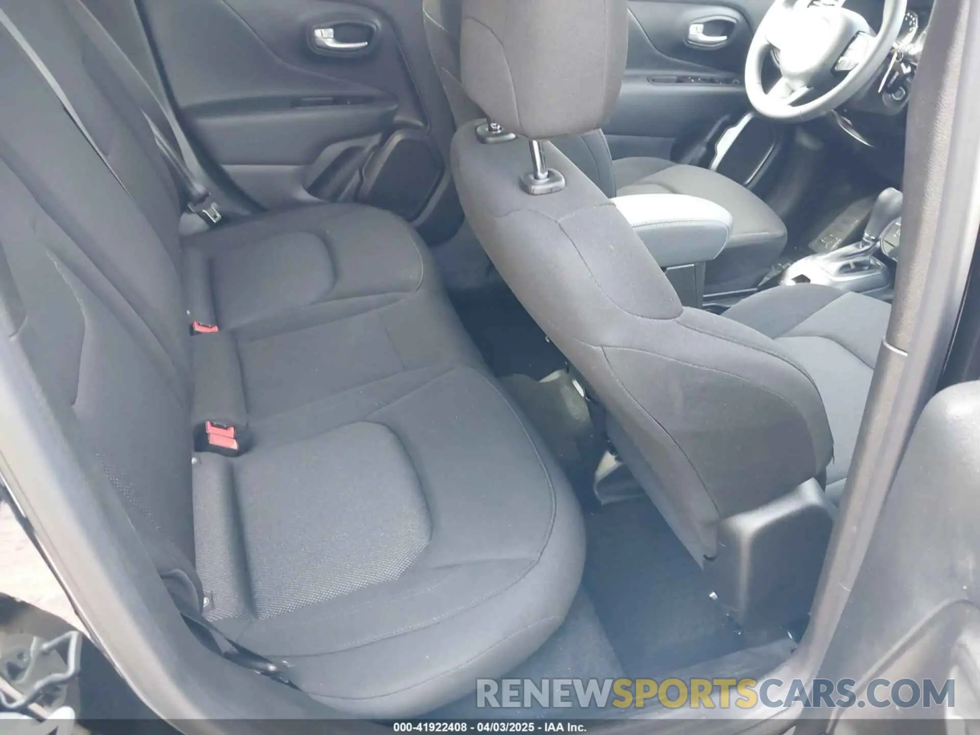 8 fotografías del automóvil dañado ZACNJDB12PPP72694 JEEP RENEGADE 2023