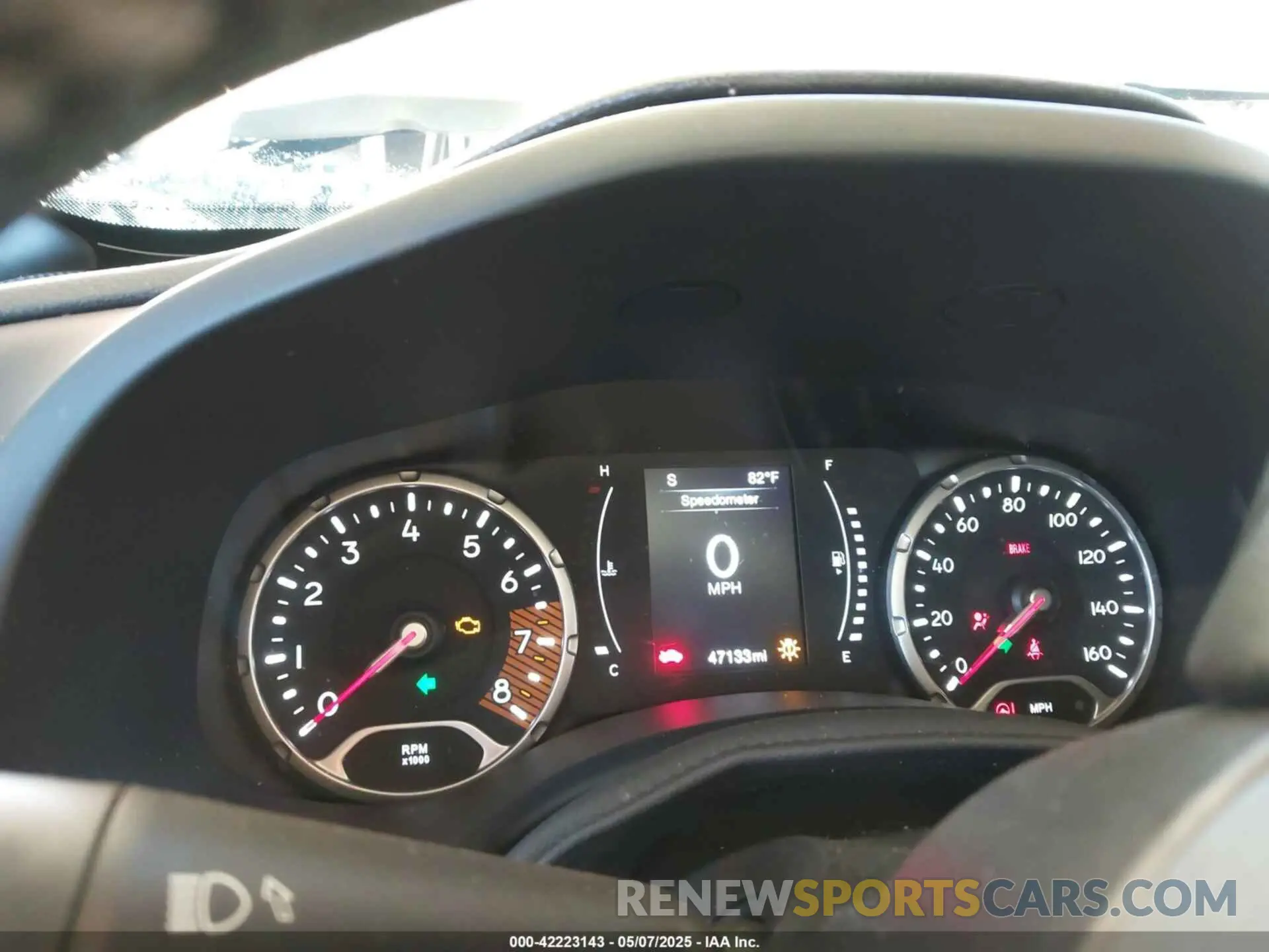 7 fotografías del automóvil dañado ZACNJDB13PPP32981 JEEP RENEGADE 2023