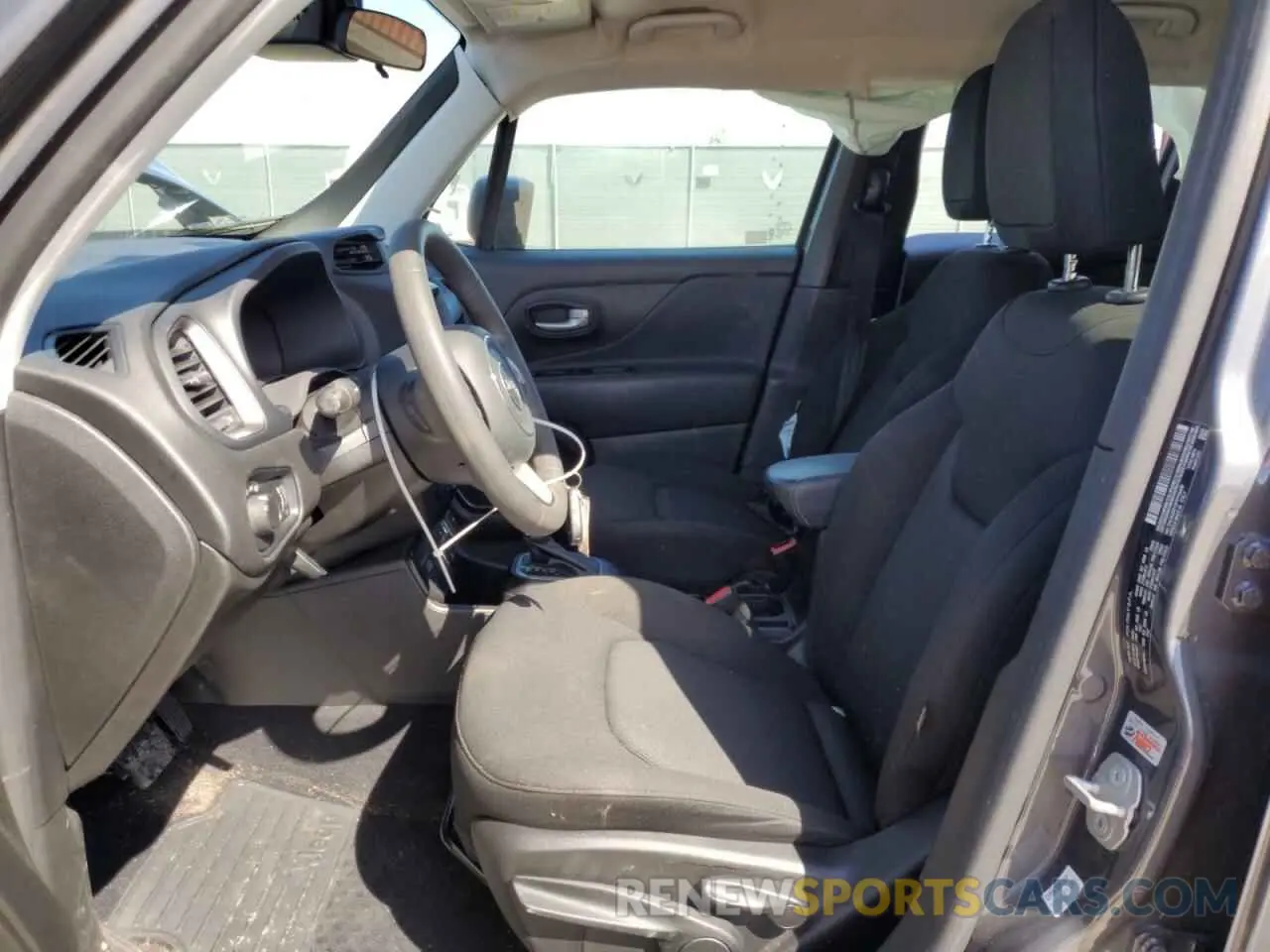 7 fotografías del automóvil dañado ZACNJDB13PPP35489 JEEP RENEGADE 2023