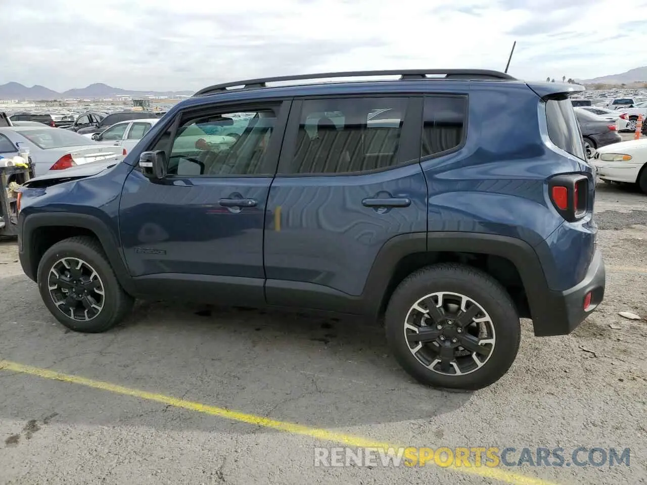2 fotografías del automóvil dañado ZACNJDB16PPP41240 JEEP RENEGADE 2023