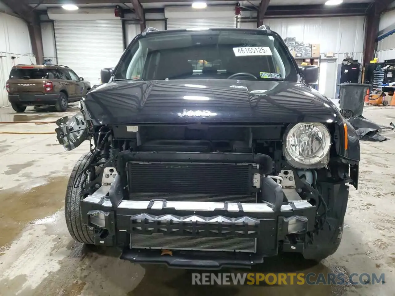5 fotografías del automóvil dañado ZACNJDB1XPPP40897 JEEP RENEGADE 2023