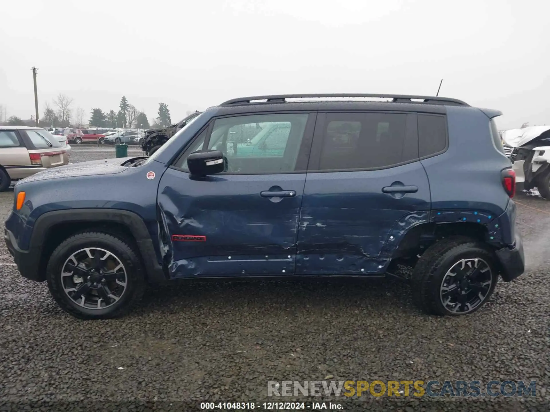 15 fotografías del automóvil dañado ZACNJDC11PPP17099 JEEP RENEGADE 2023