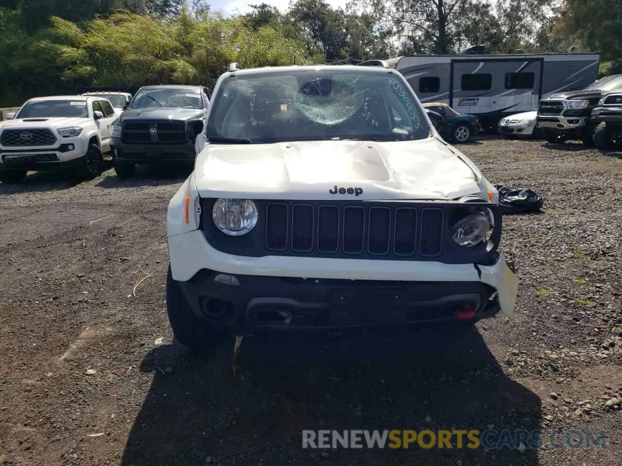 5 fotografías del automóvil dañado ZACNJDC11PPP71146 JEEP RENEGADE 2023