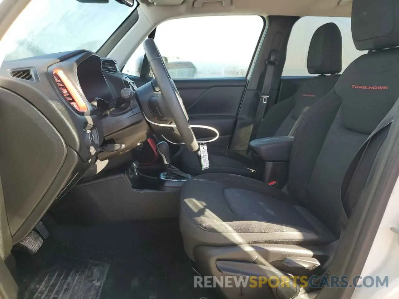 7 fotografías del automóvil dañado ZACNJDC12PPP65419 JEEP RENEGADE 2023