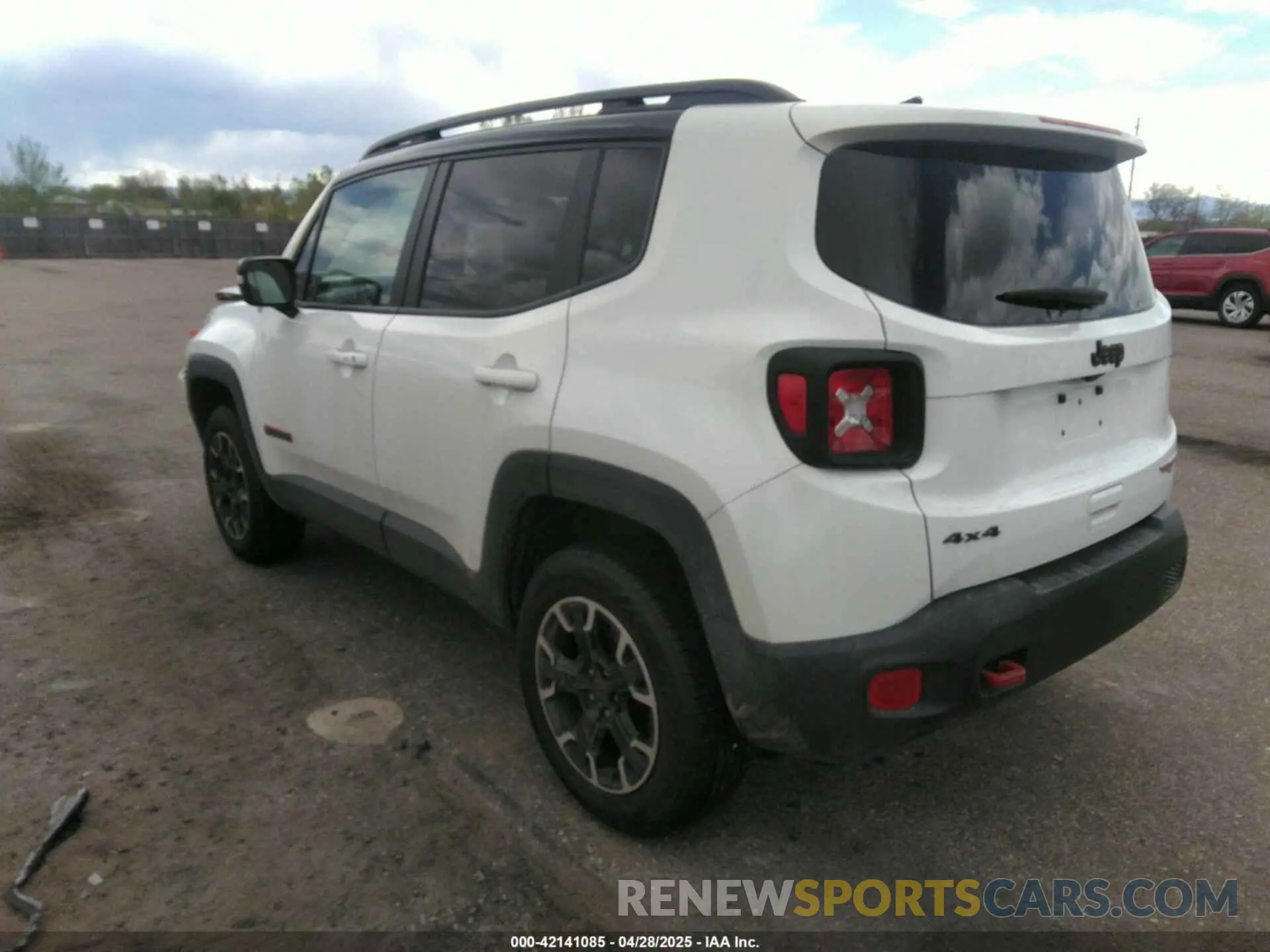 3 fotografías del automóvil dañado ZACNJDC15PPP67715 JEEP RENEGADE 2023