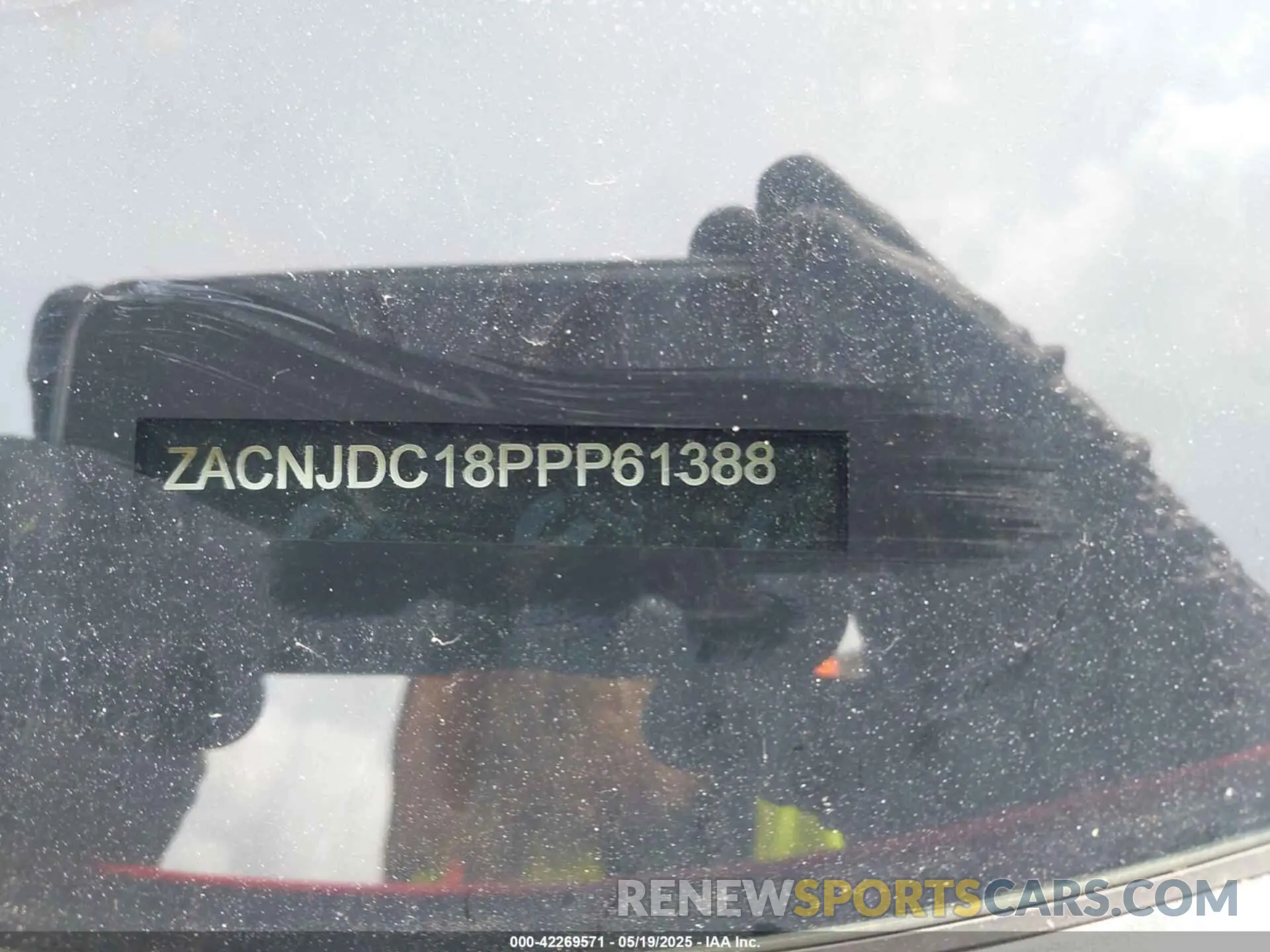 9 fotografías del automóvil dañado ZACNJDC18PPP61388 JEEP RENEGADE 2023
