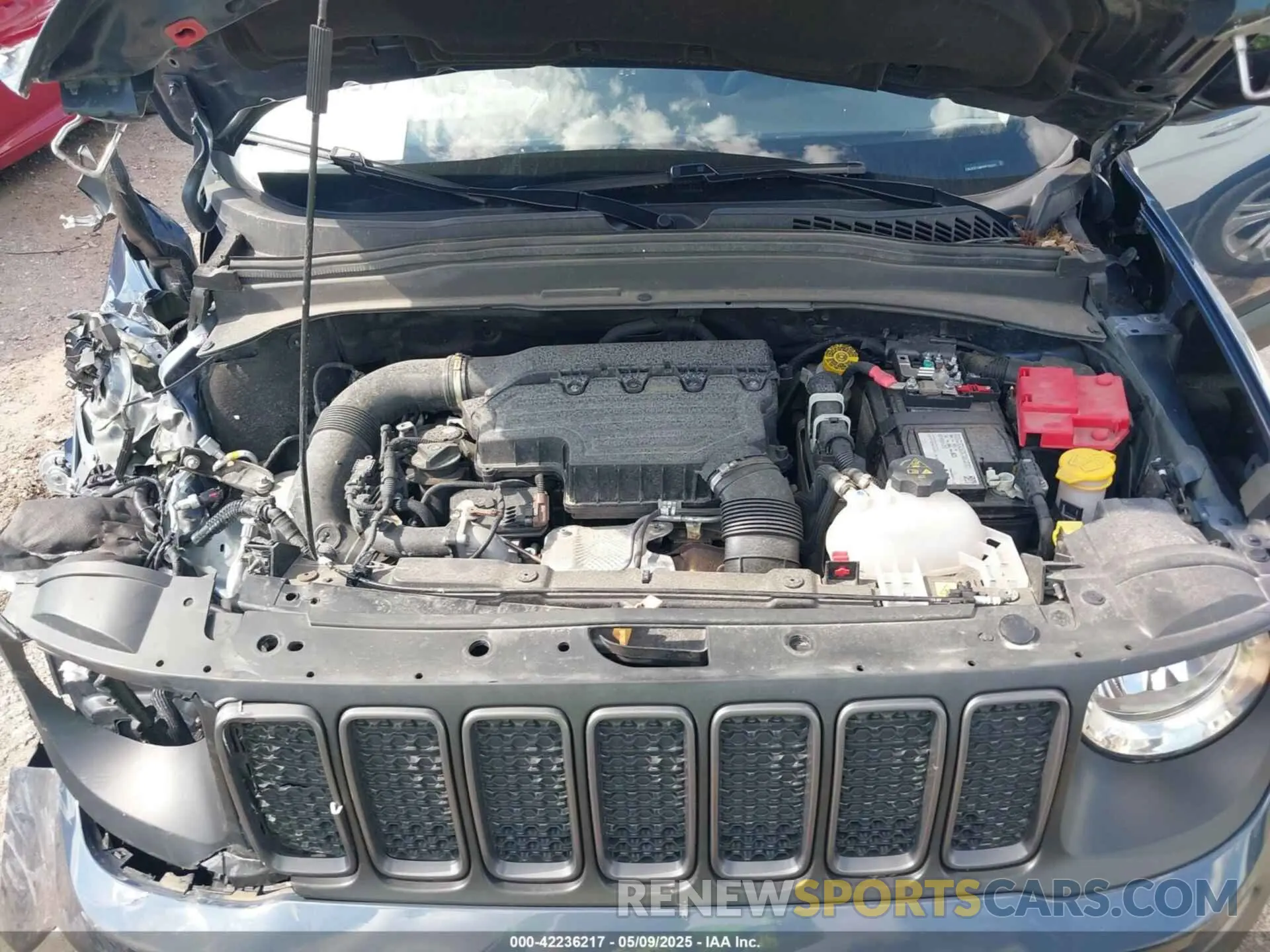 10 fotografías del automóvil dañado ZACNJDC19PPP70231 JEEP RENEGADE 2023