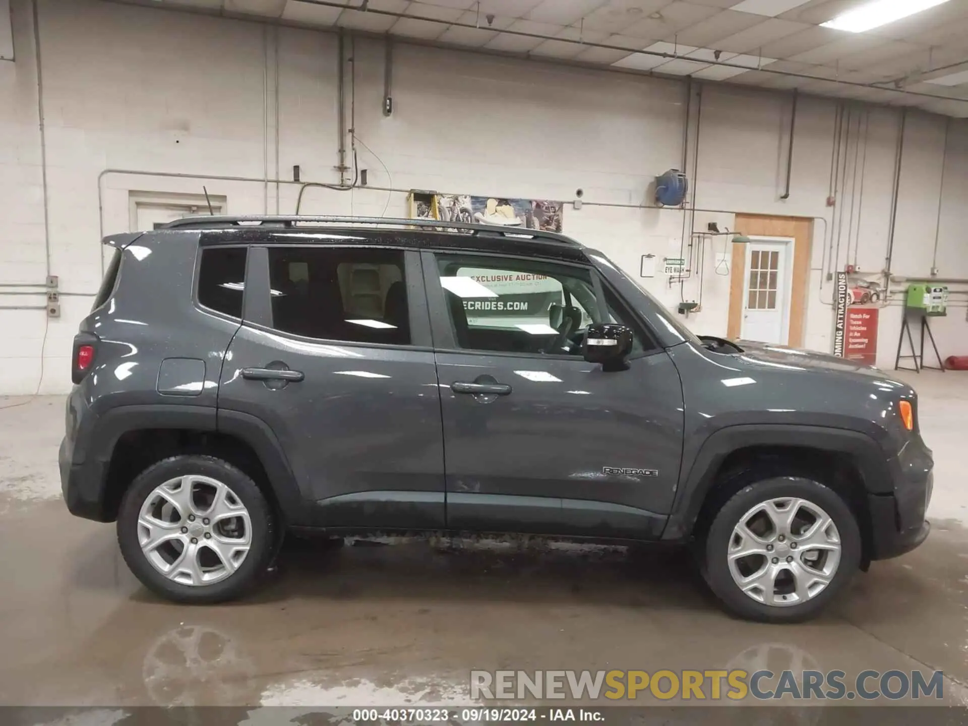13 fotografías del automóvil dañado ZACNJDD10PPP14158 JEEP RENEGADE 2023