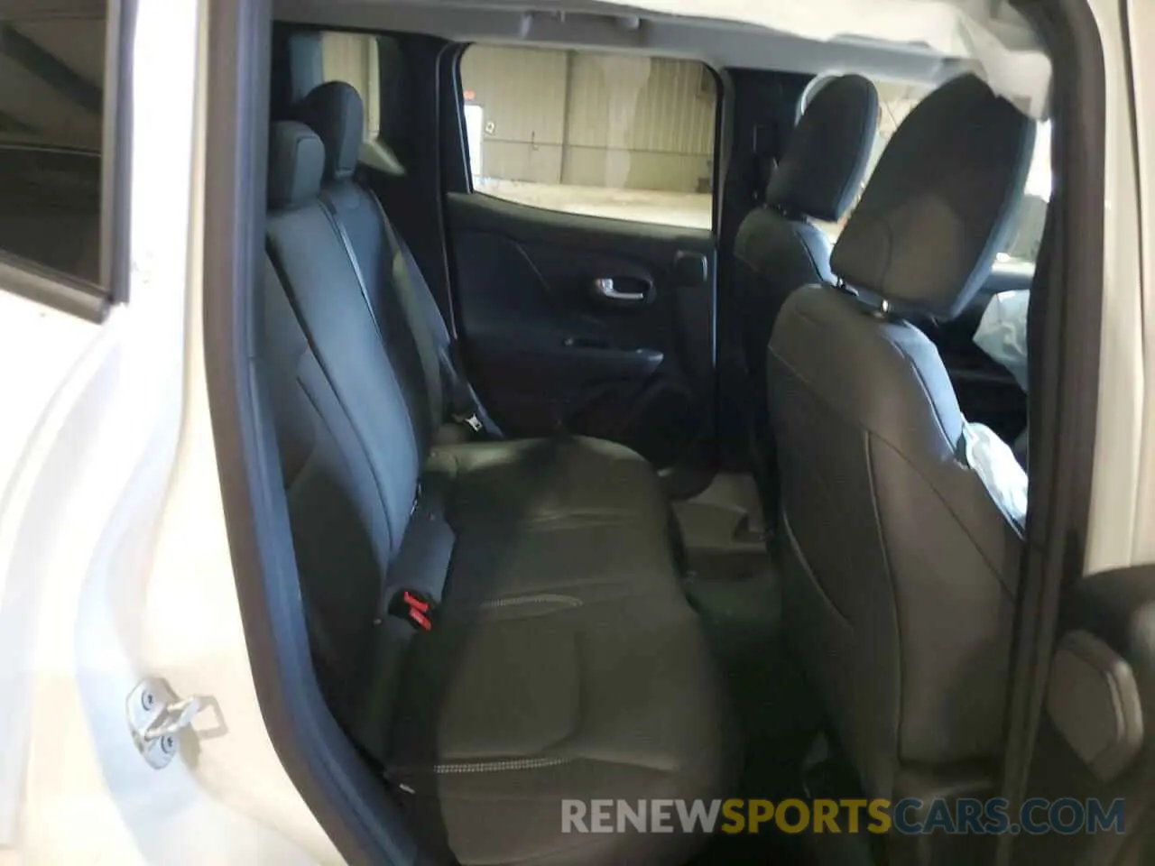 10 fotografías del automóvil dañado ZACNJDD1XPPP37625 JEEP RENEGADE 2023
