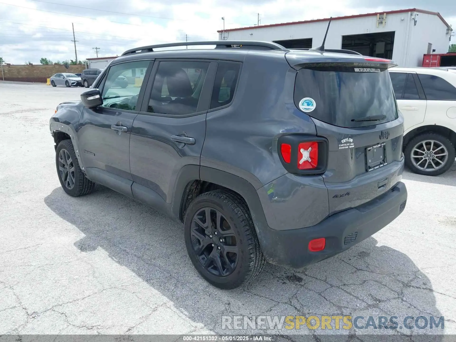 3 fotografías del automóvil dañado ZACNJDE14PPP10533 JEEP RENEGADE 2023