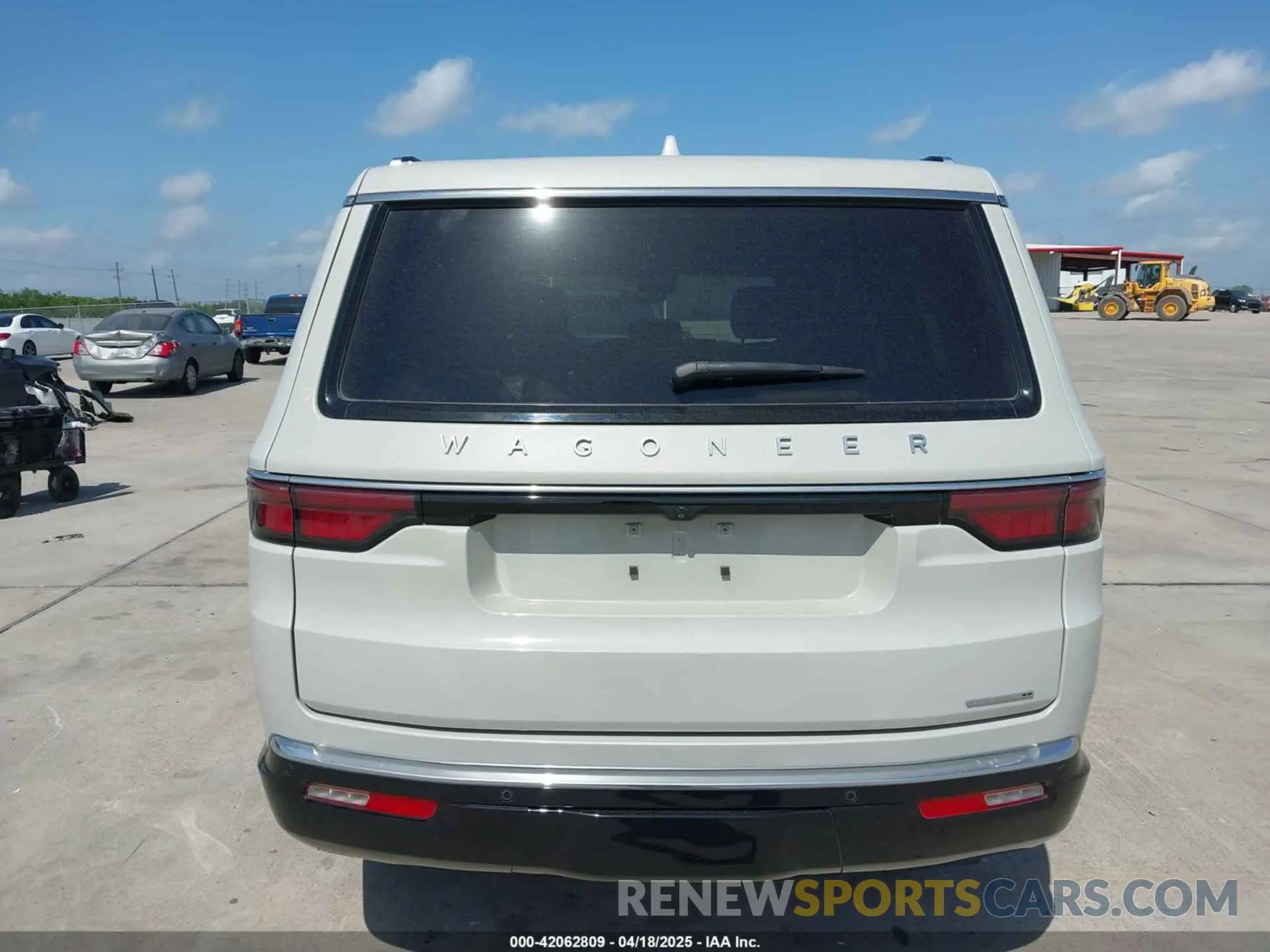16 fotografías del automóvil dañado 1C4SJUBT2NS181344 JEEP WAGONEER 2022