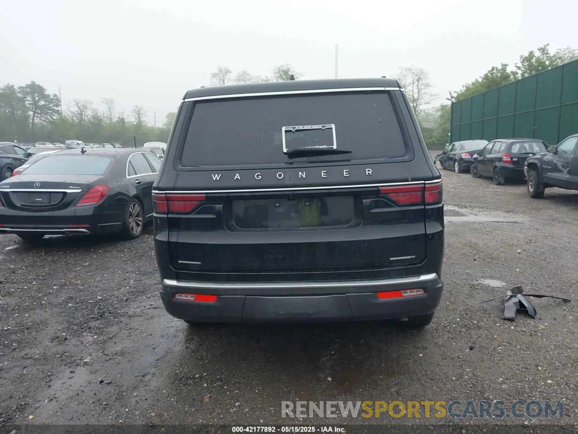 16 fotografías del automóvil dañado 1C4SJVBT7NS112509 JEEP WAGONEER 2022