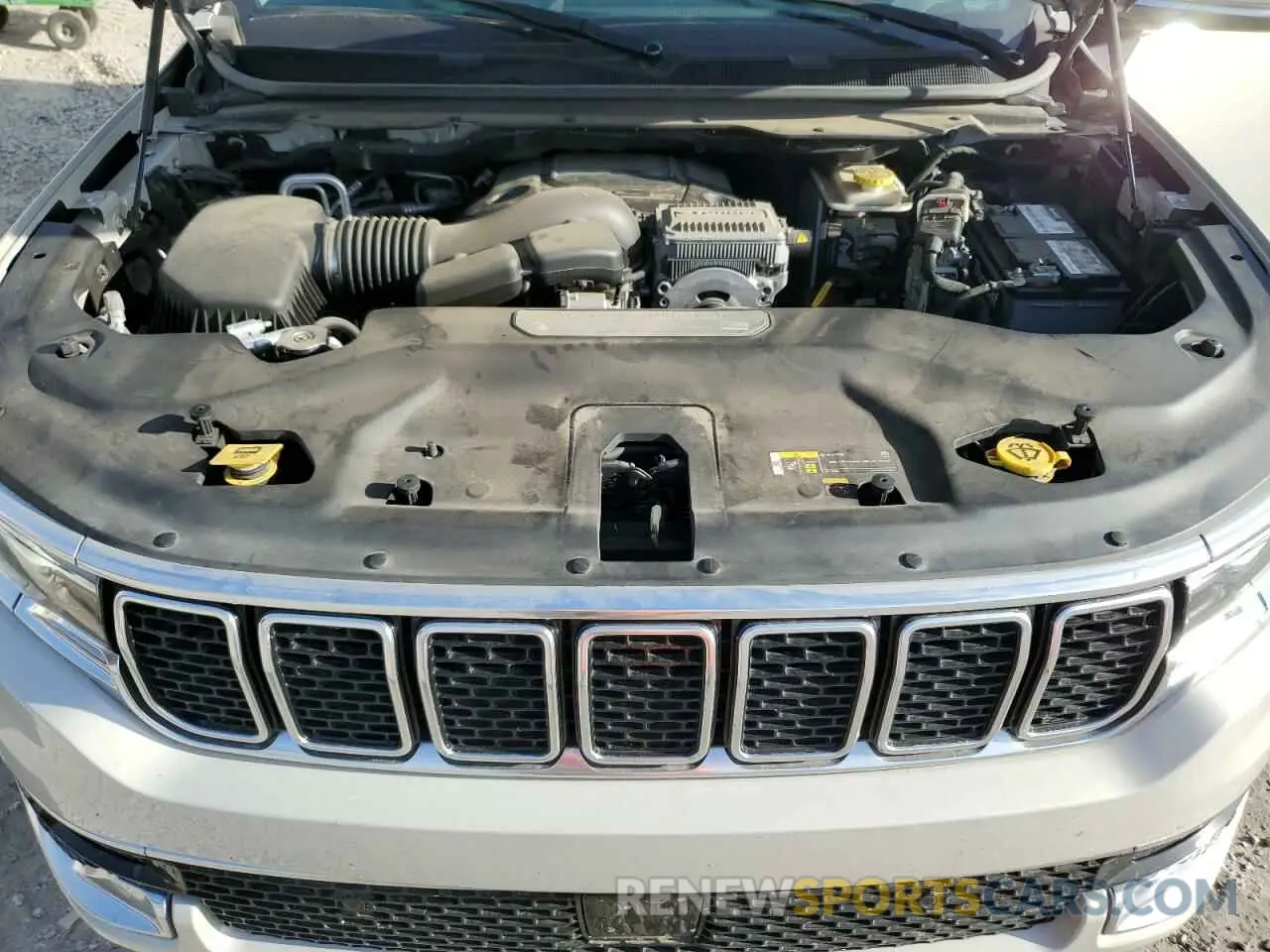12 fotografías del automóvil dañado 1C4SJVBT8NS129187 JEEP WAGONEER 2022