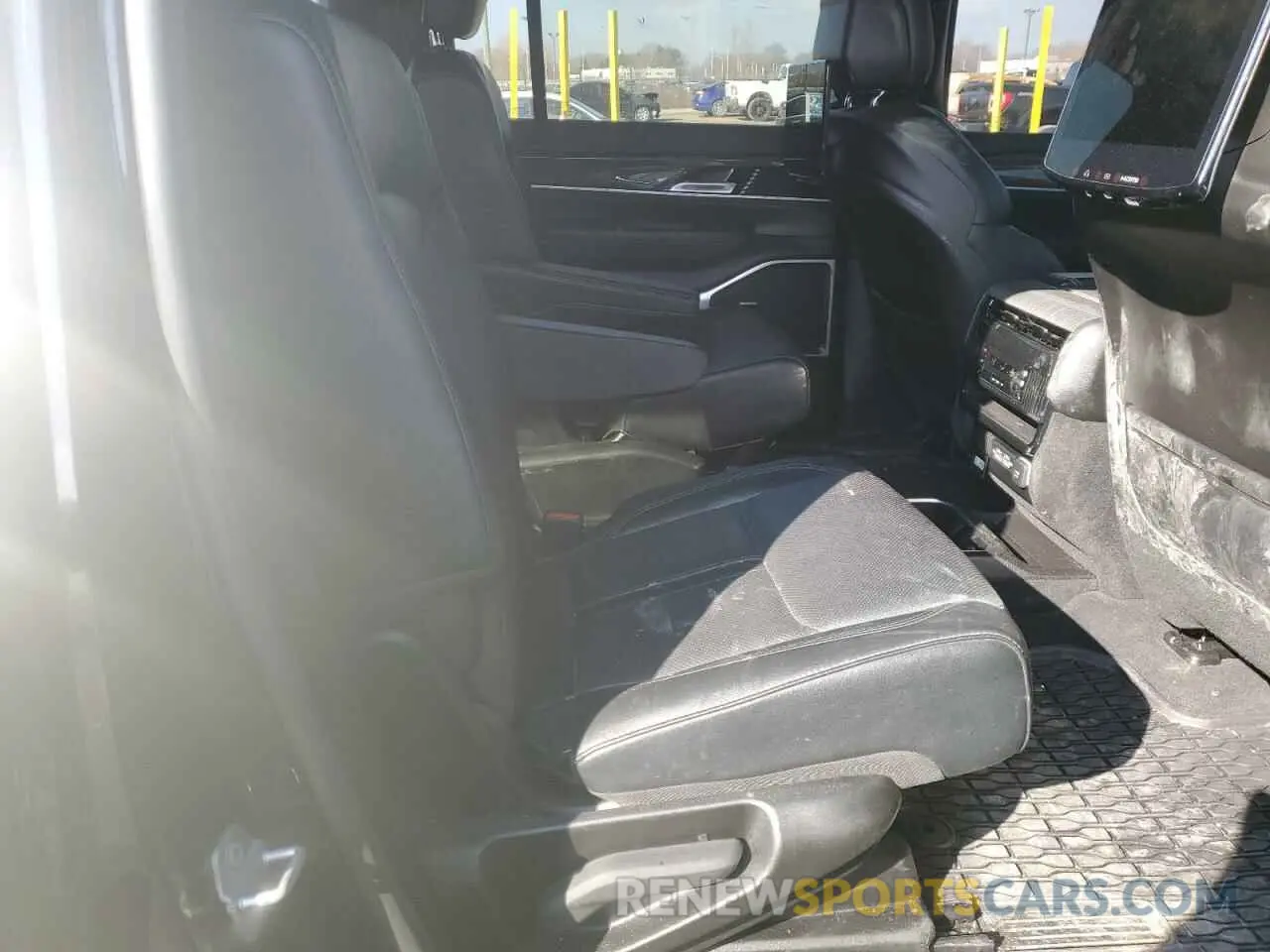 11 fotografías del automóvil dañado 1C4SJVDT0NS143386 JEEP WAGONEER 2022