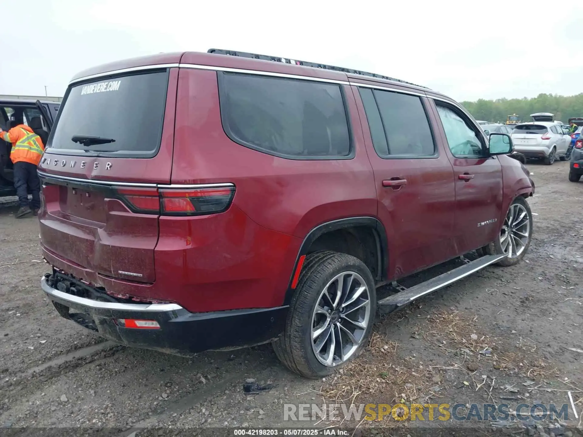 4 fotografías del automóvil dañado 1C4SJVDT1NS227765 JEEP WAGONEER 2022