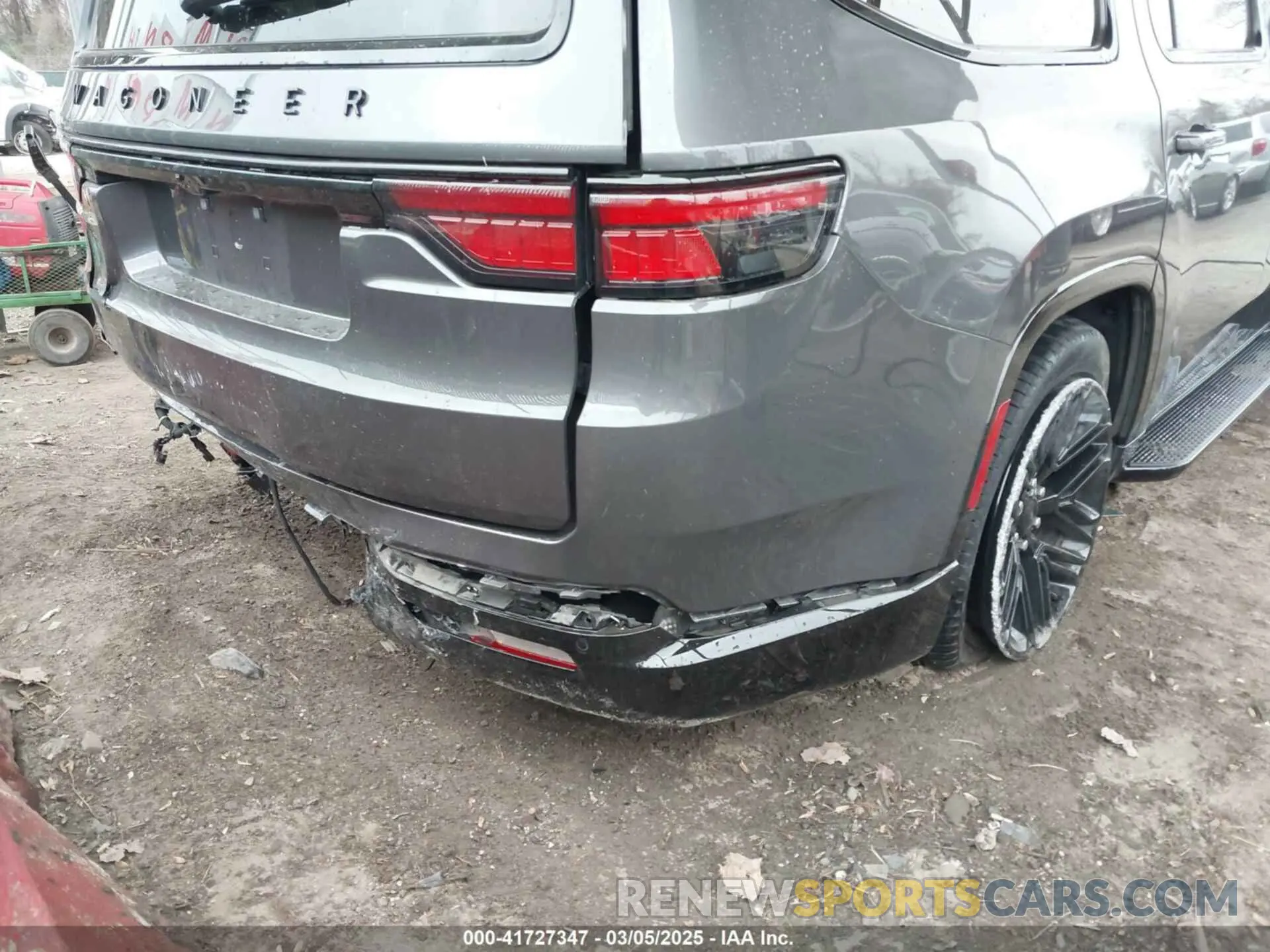 17 fotografías del automóvil dañado 1C4SJVBP7PS508347 JEEP WAGONEER 2023