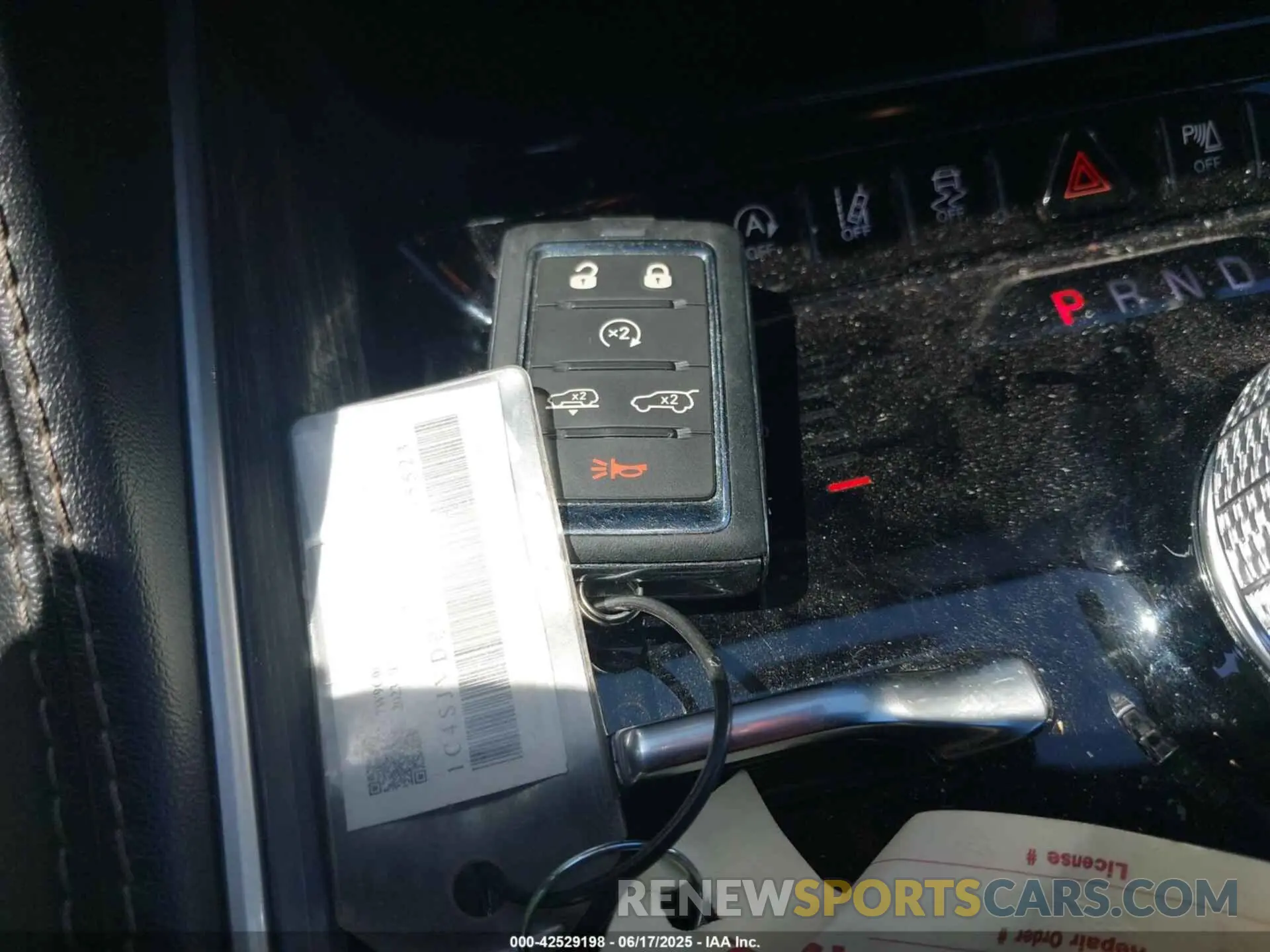 11 fotografías del automóvil dañado 1C4SJVDP1PS505523 JEEP WAGONEER 2023