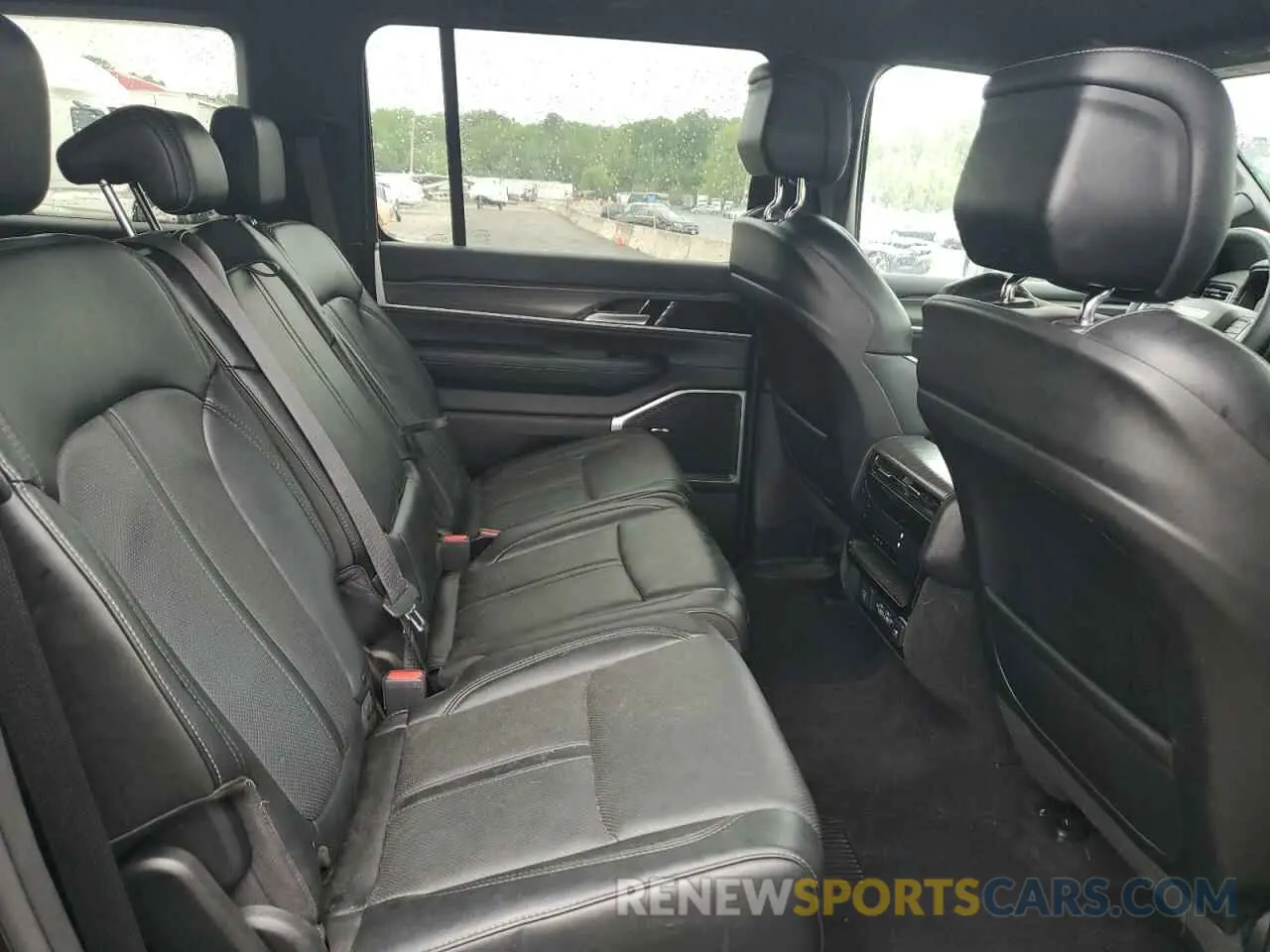 11 fotografías del automóvil dañado 1C4SJSBPXRS107683 JEEP WAGONEER 2024