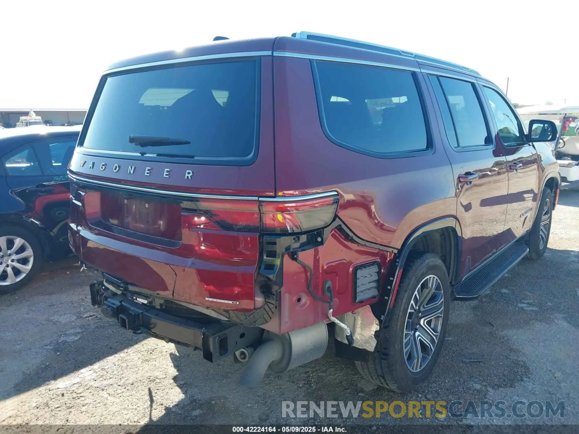 4 fotografías del automóvil dañado 1C4SJUBP2RS177139 JEEP WAGONEER 2024