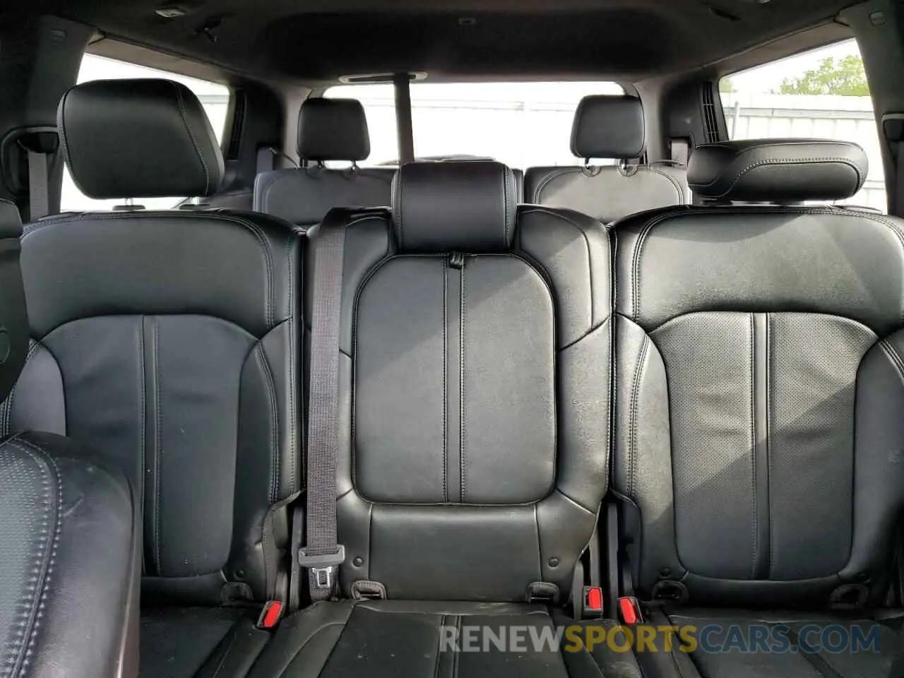 10 fotografías del automóvil dañado 1C4SJUBPXRS172108 JEEP WAGONEER 2024